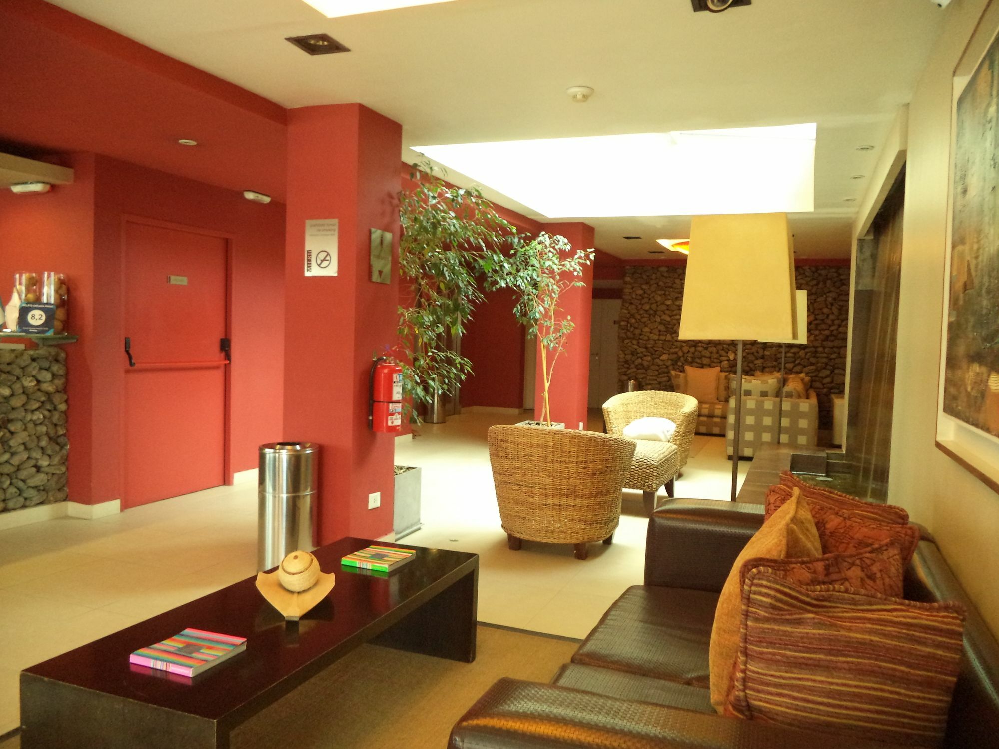 Mil810 Ushuaia Hotel エクステリア 写真